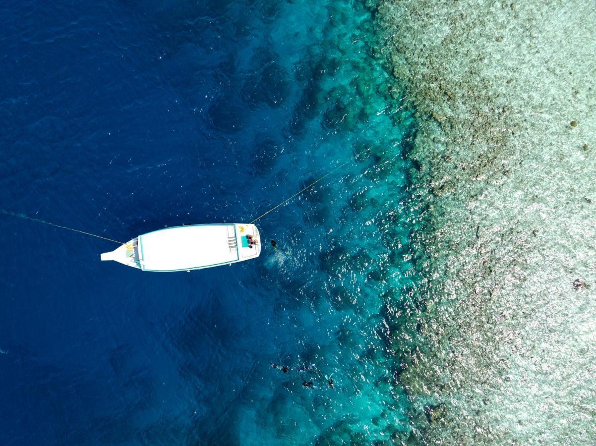 Crystal Sands Maafushi Luaran gambar