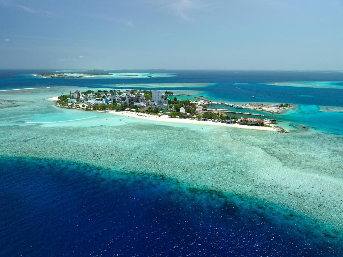 Crystal Sands Maafushi Luaran gambar
